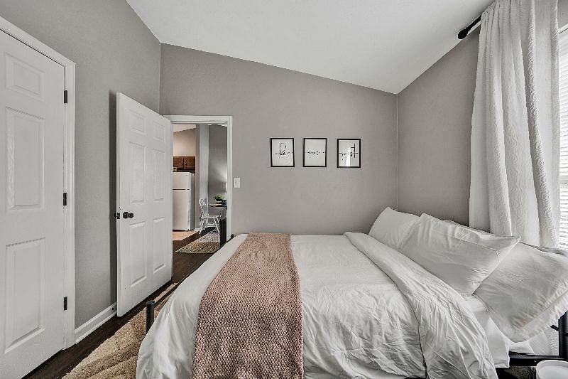 Furnished Finder property 360829_1 photo 20