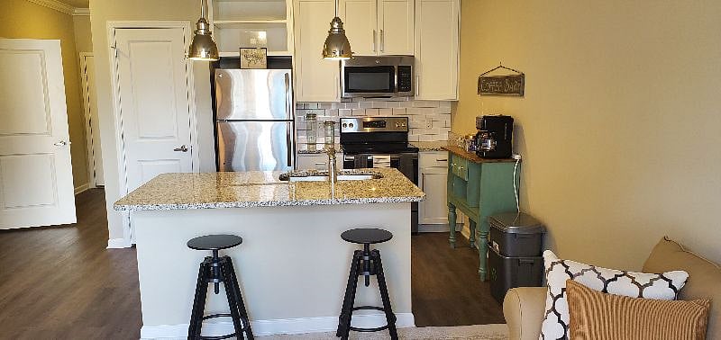 Furnished Finder property 360856_1 photo 4