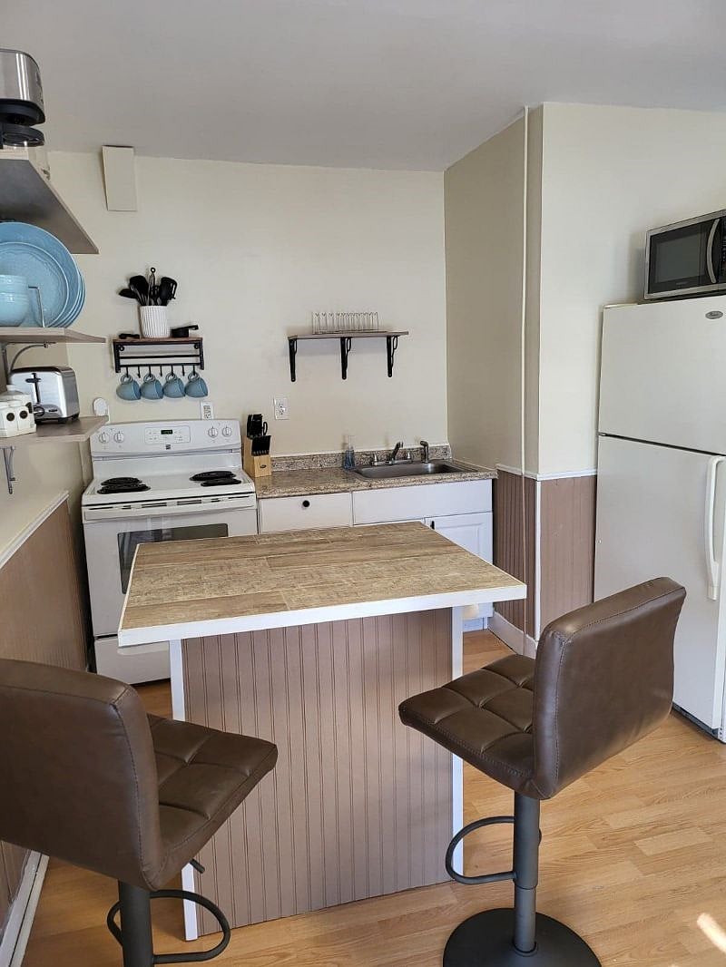 Furnished Finder property 360891_1 photo 3