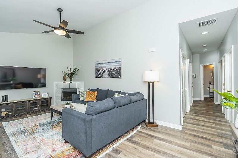 Furnished Finder property 360903_1 photo 7