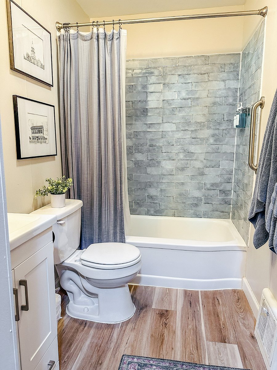 Furnished Finder property 360960_1 photo 12