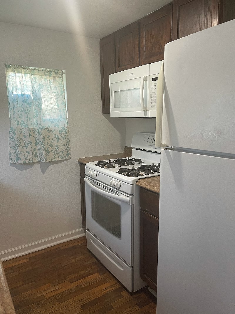 Furnished Finder property 360996_1 photo 3