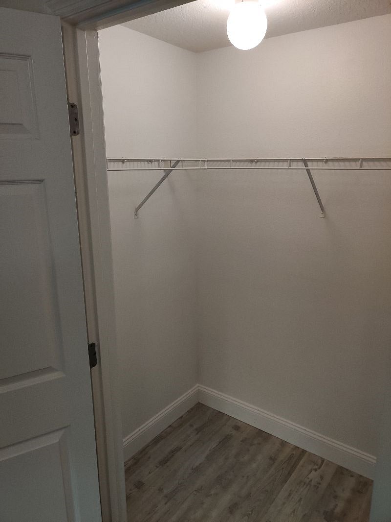 Furnished Finder property 361021_1 photo 32