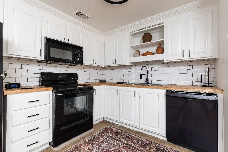 Furnished Finder property 361022_1 photo 7