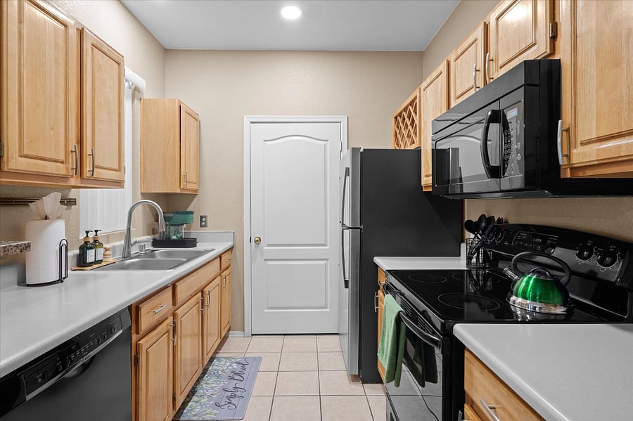 Furnished Finder property 361029_1 photo 3