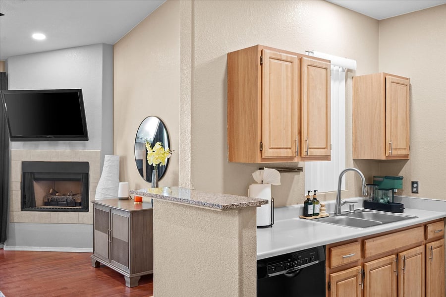 Furnished Finder property 361029_1 photo 6