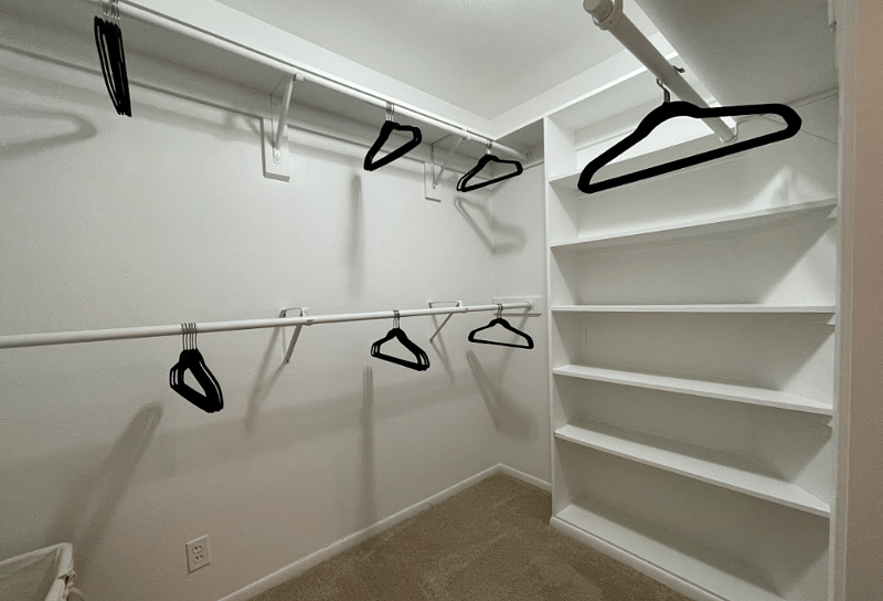 Walk-in closet