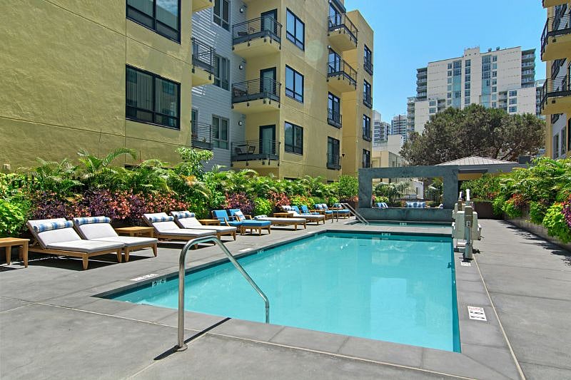 Furnished Finder property 361117_1 photo 39