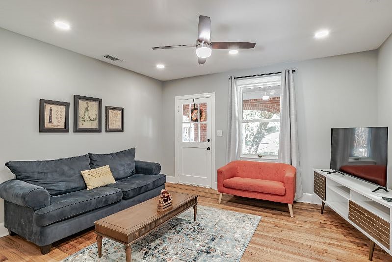 Furnished Finder property 361278_1 photo 15