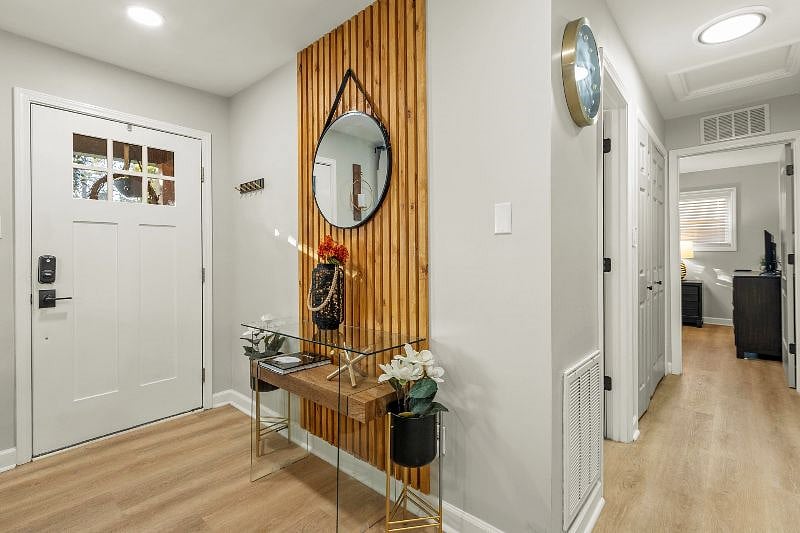 Furnished Finder property 361408_1 photo 9