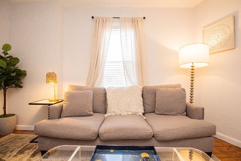 Furnished Finder property 361433_1 photo 3