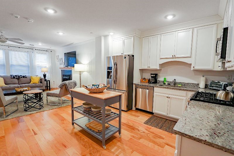Furnished Finder property 361433_2 photo 5