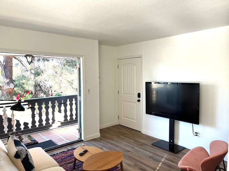 Furnished Finder property 361439_1 photo 3