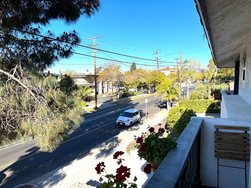 Furnished Finder property 361439_1 photo 4