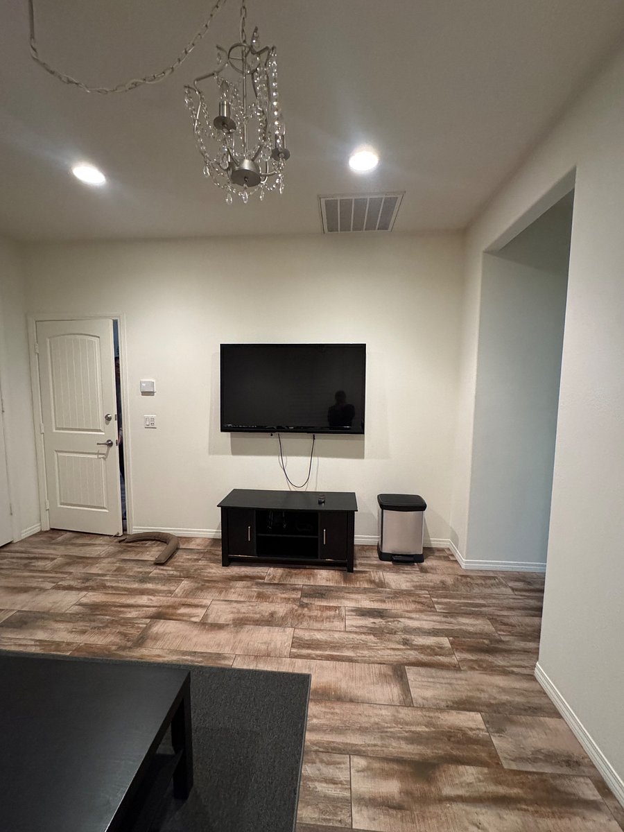 Furnished Finder property 361451_1 photo 9