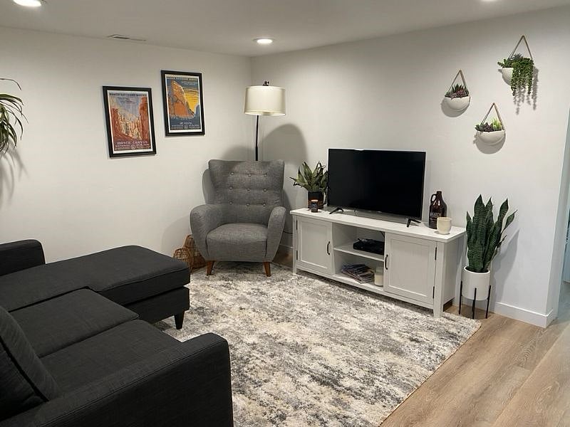 Furnished Finder property 361496_1 photo 1