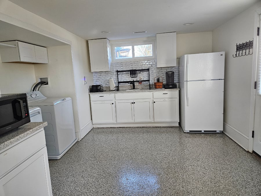 Furnished Finder property 361498_1 photo 11