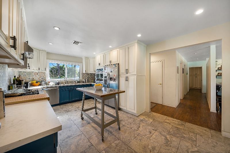 Furnished Finder property 361817_1 photo 16