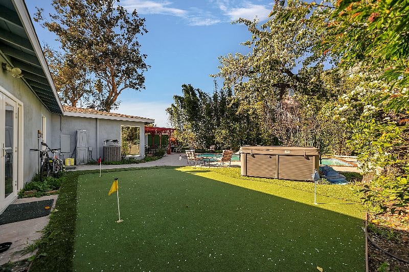 Furnished Finder property 361817_1 photo 24