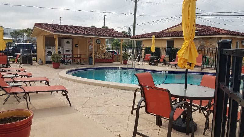 Furnished Finder property 361853_1 photo 17