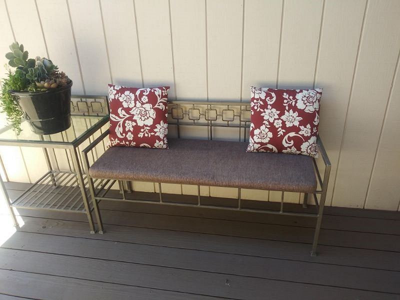 Front deck by entry
