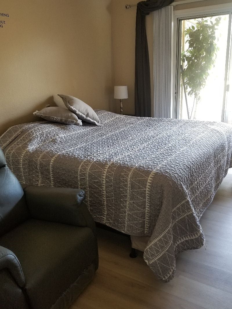 Furnished Finder property 361901_1 photo 9
