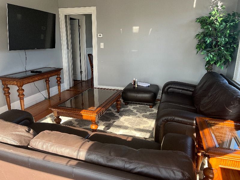 Furnished Finder property 361914_1 photo 1