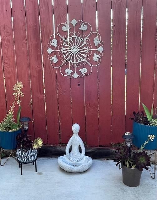 Outdoor chill area
