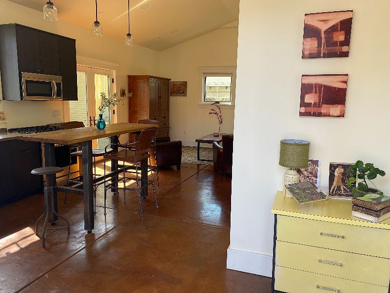 Furnished Finder property 362175_1 photo 3