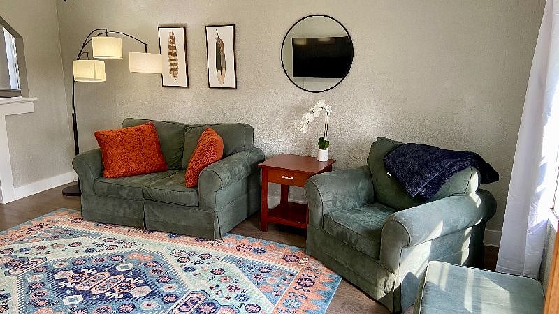 Furnished Finder property 362184_1 photo 2