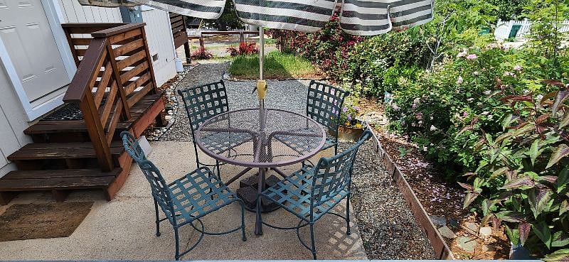 Cozy patio off bedroom