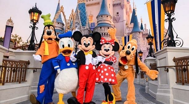 Disney World only 1 1/2 hour drive away