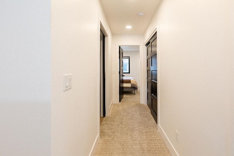Furnished Finder property 362357_1 photo 33