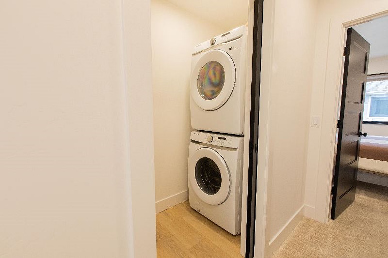 Furnished Finder property 362357_1 photo 41