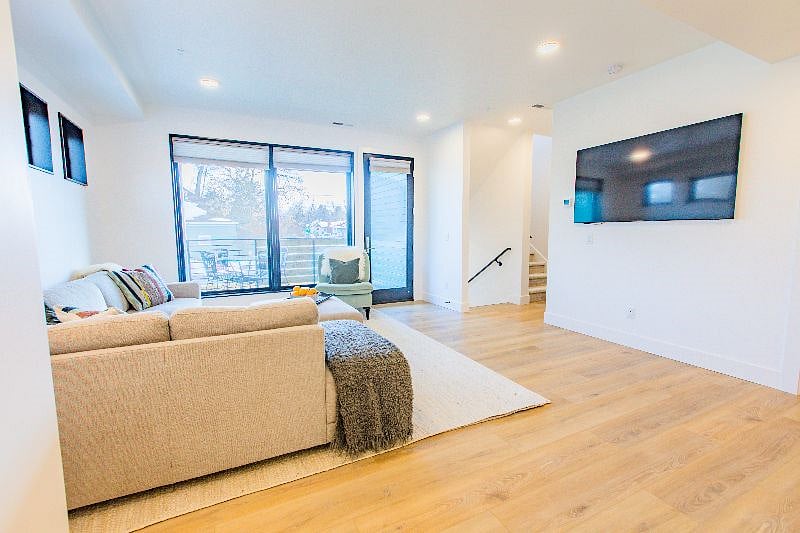 Furnished Finder property 362357_1 photo 42