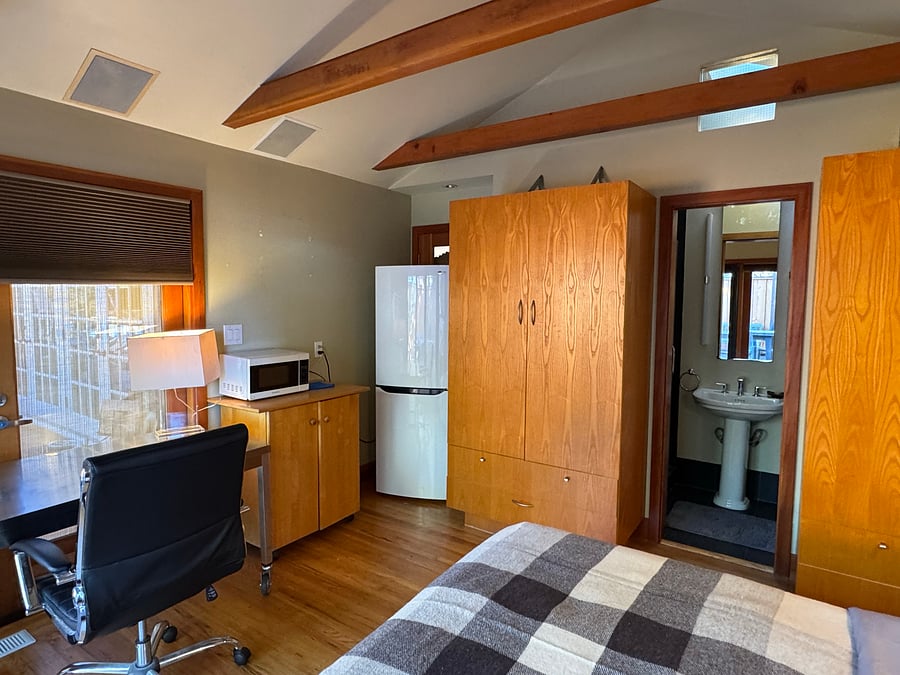 Furnished Finder property 362381_2 photo 4