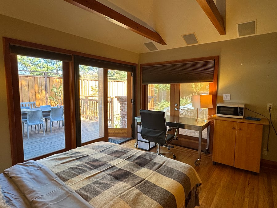 Furnished Finder property 362381_2 photo 3