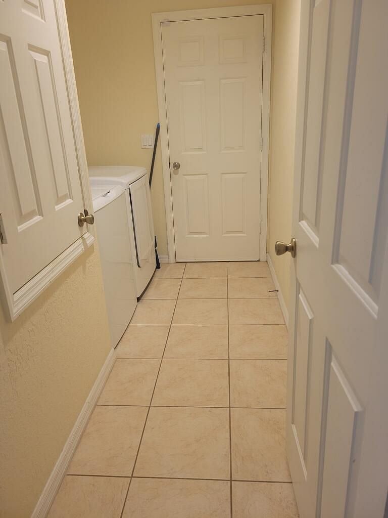 Furnished Finder property 362397_1 photo 13
