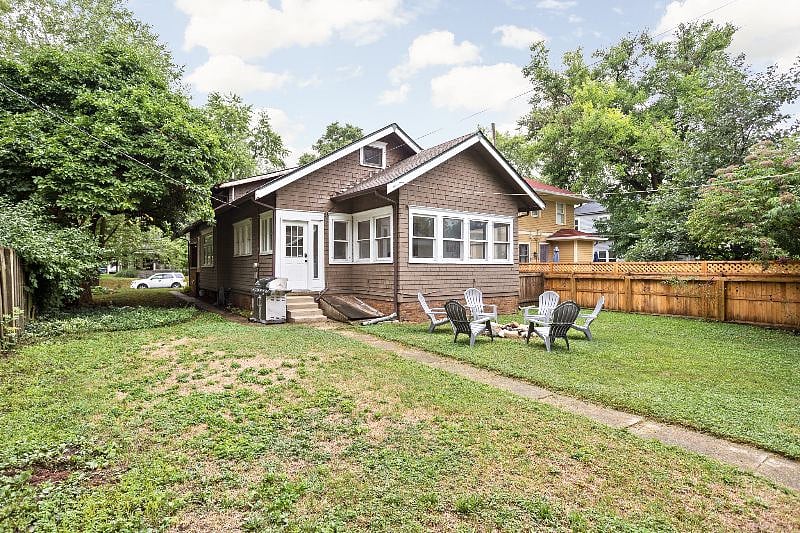Furnished Finder property 362461_1 photo 32