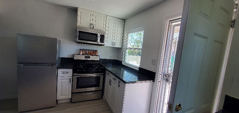 Furnished Finder property 362474_2 photo 3