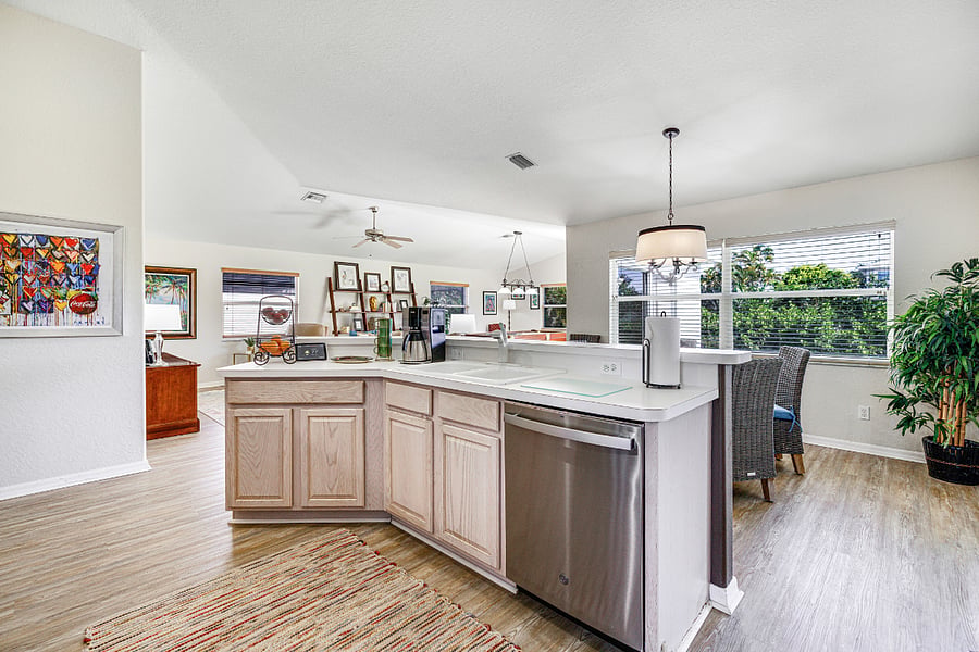Furnished Finder property 362476_1 photo 16
