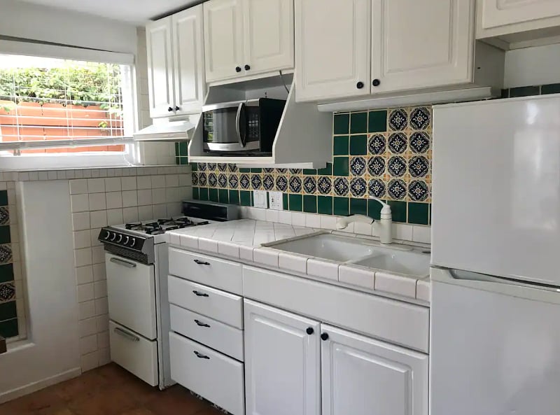 Full kitchen at your disposal