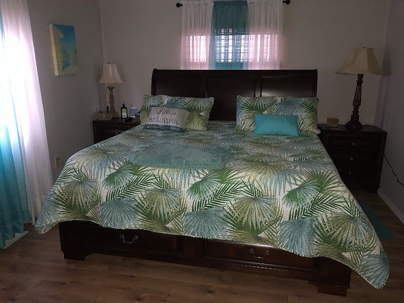 master king bed