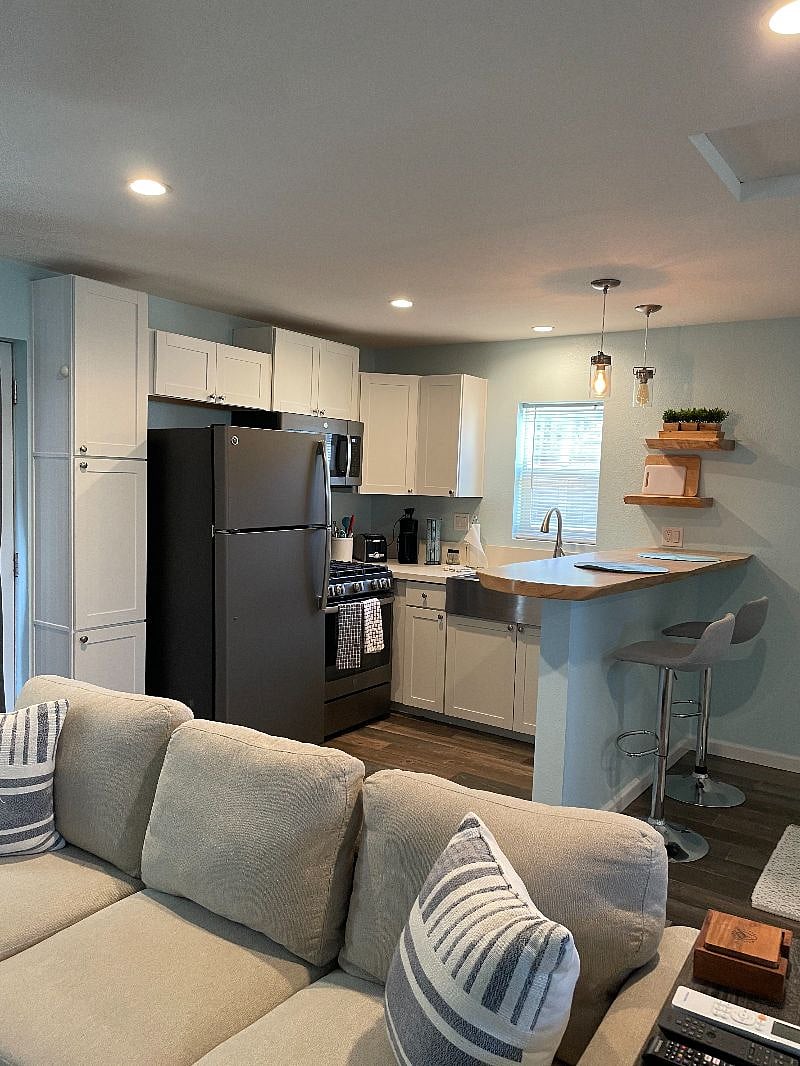 Furnished Finder property 362812_1 photo 24