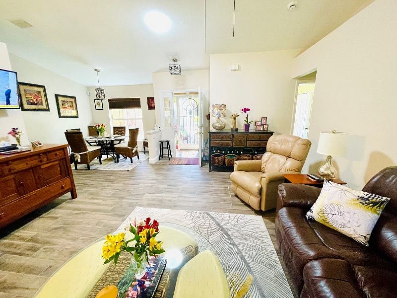 Furnished Finder property 362891_1 photo 7
