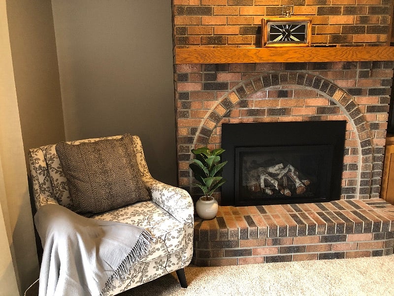 Cozy living room gas fireplace