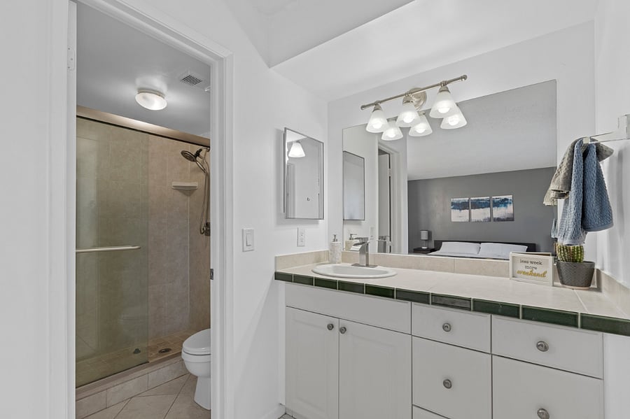 Primary Bedroom Vanity