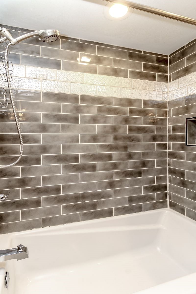 2nd bathroom shower
