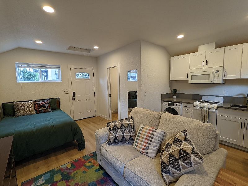 Furnished Finder property 363187_1 photo 5