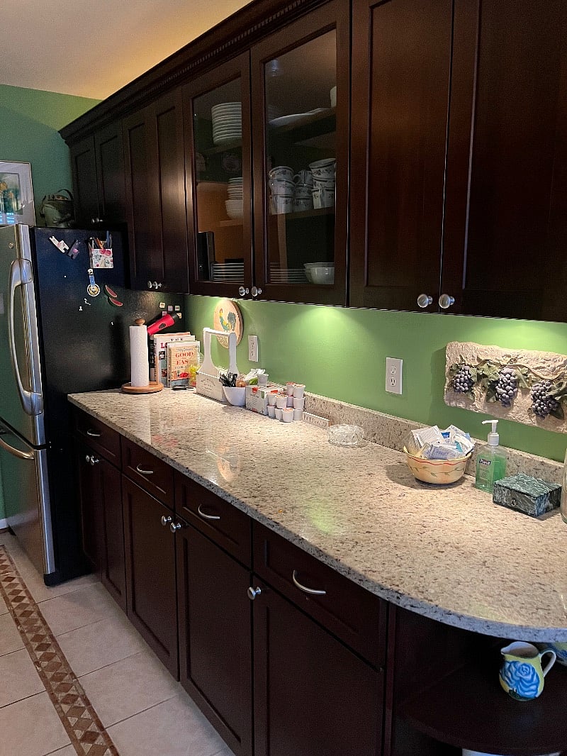 Granite countertops.